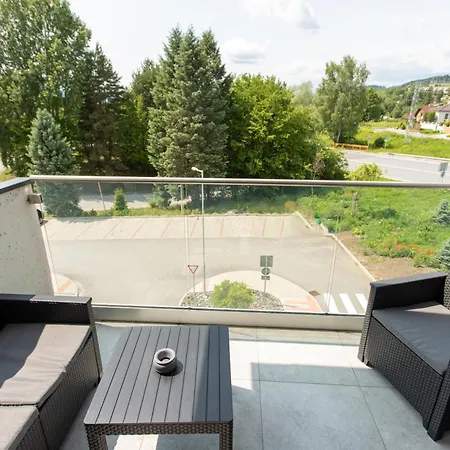 דירה 1-bedroom Lux With Balcony & Underground Parking Garage