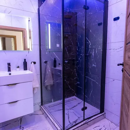 דירה 1-bedroom Lux With Balcony & Underground Parking Garage Spišská Nová Ves