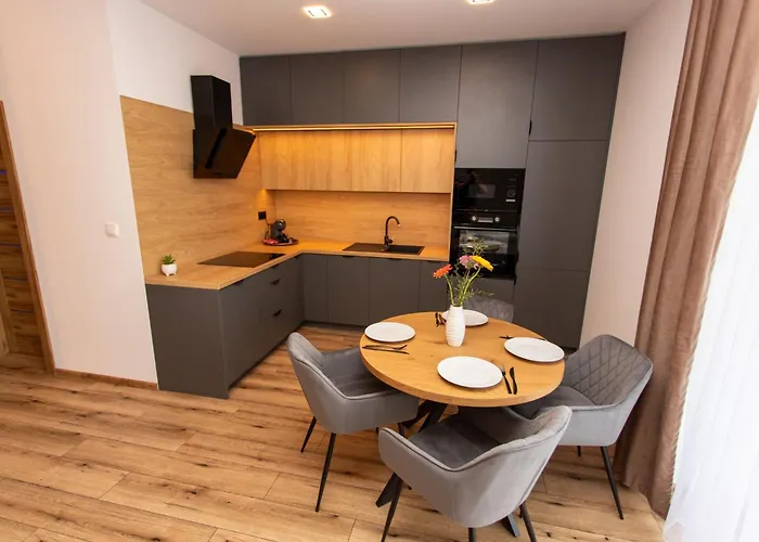 Lejlighed 1-bedroom Lux With Balcony & Underground Parking Garage Spišská Nová Ves